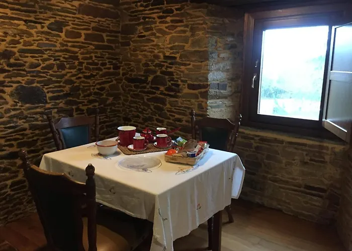 Casa Ferreiro - Campo Da Cruz - Lugo 住宿加早餐酒店